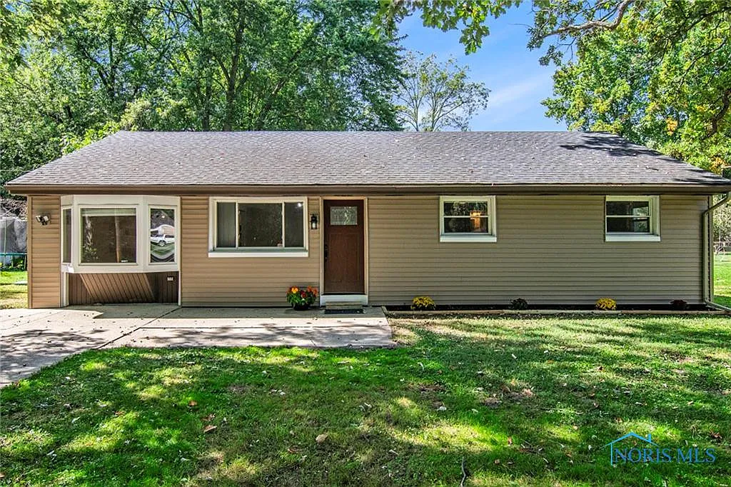 5831 Rega Dr photo 1