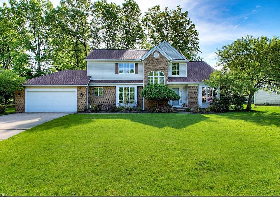1st image of 605 Hanford Dr