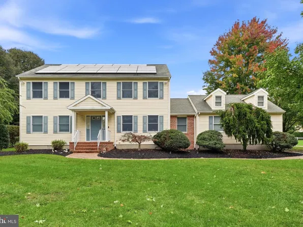 67 Jacobstwn New Egypt Rd, Wrightstown, NJ 08562