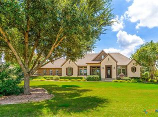 208 Lowman Ln, New Braunfels, TX 78132