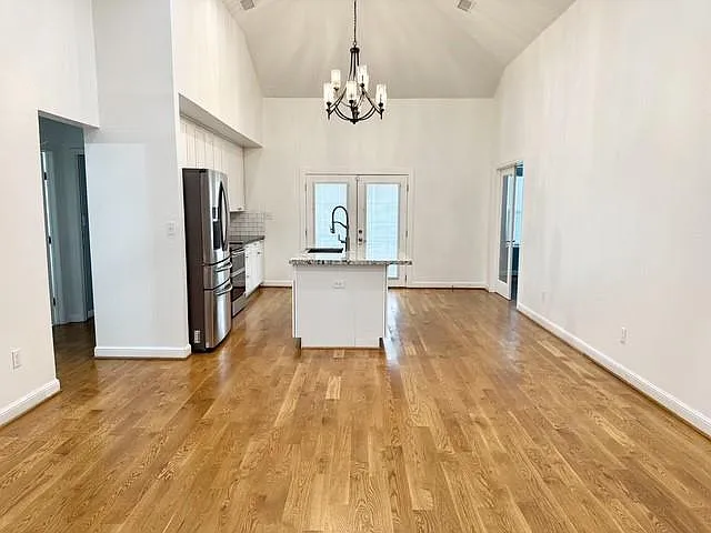 2116 Live Oak St #B — Photo 5