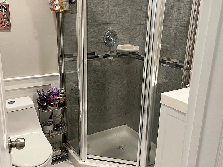 recently remodeled ensuite bath in primary bedroom