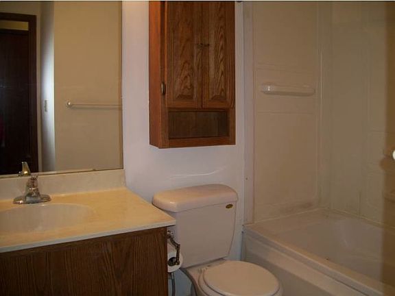 4th image of 6536 84th Ct N