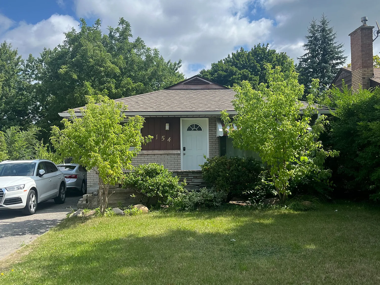 3 bed, $2,400 — Photo 1