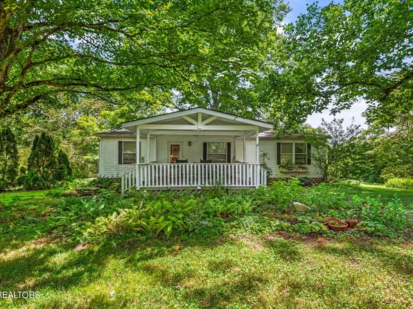 7418 Old Tuckaleechee Rd, Townsend, TN 37882