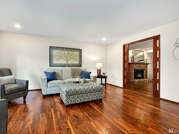 4th image of 21317 SE 37th St