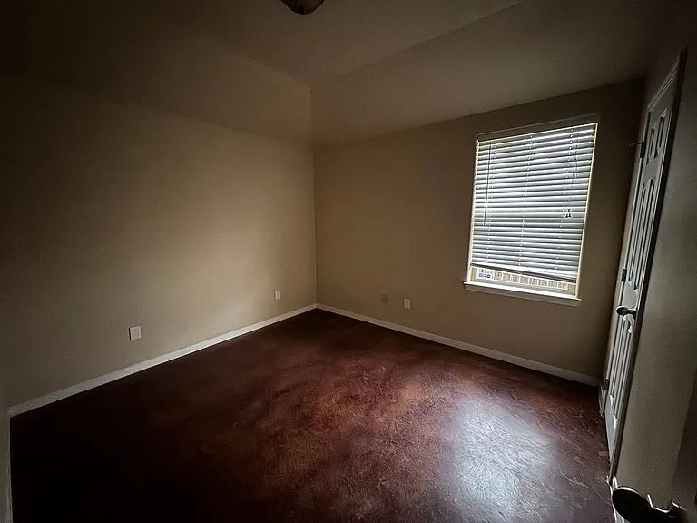 4305 Cambridge Dr — Photo 15
