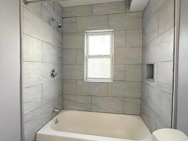 196 Sherman St #1 — Photo 10