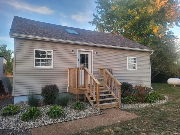 7237 E 370 S, Walkerton, IN 46574