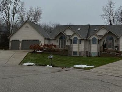 19155 Hiview DRIVE #19165, Brookfield, WI, 53045