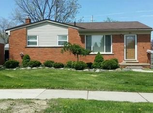 821 Moulin Ave, Madison Heights, MI 48071
