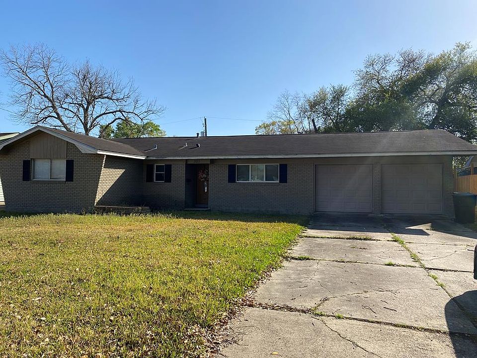 1st image of 303 N 32nd St