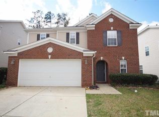 209 Milpass Dr, Holly Springs, NC 27540