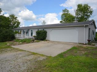 70600 County Road 33, Syracuse, IN 46567