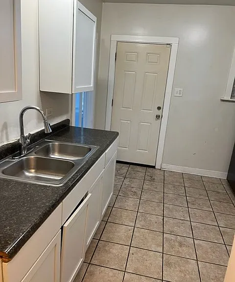 7741 S Yates Blvd #3 — Photo 3