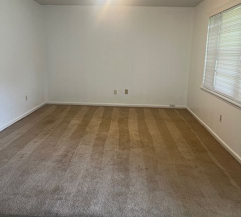 5th image of 3112 McKinney Dr