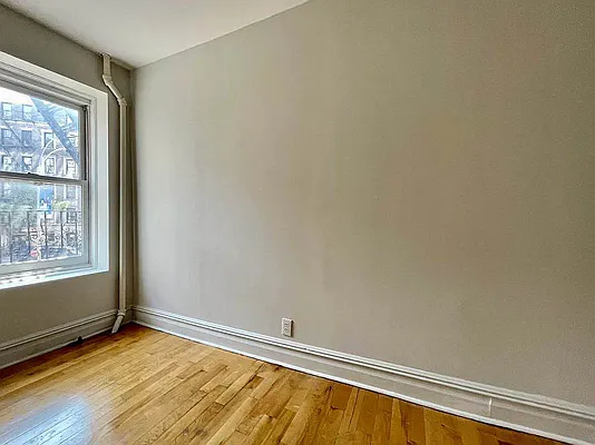 Rented by J PRESTON AND ASSOCIATES INC | media 9