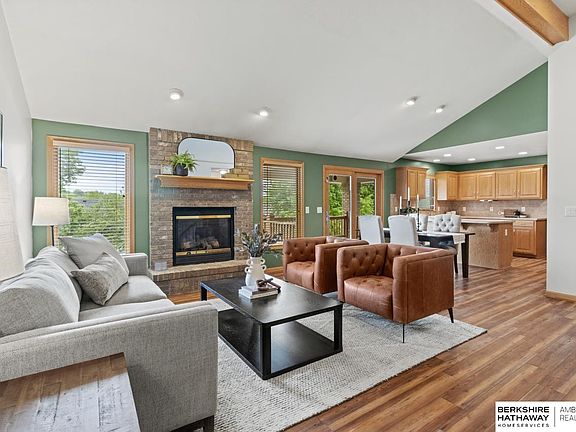 4th image of 21527 Amber Dr