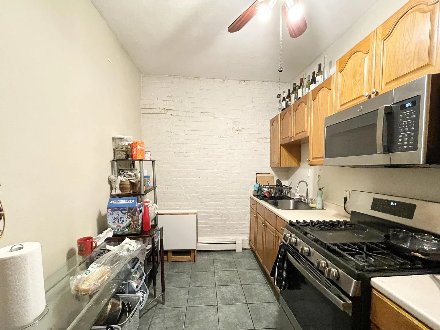 4 bed, 1150 sqft, $6,900 — Photo 3