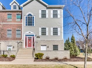 7955 Williamsburg Ct UNIT 104, Bristol, WI 53104