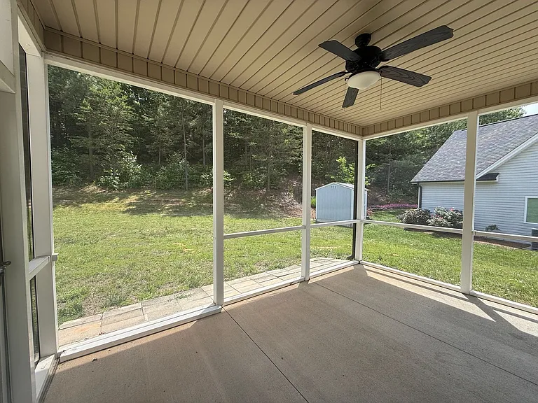 6982 Orchard Path Dr — Photo 21