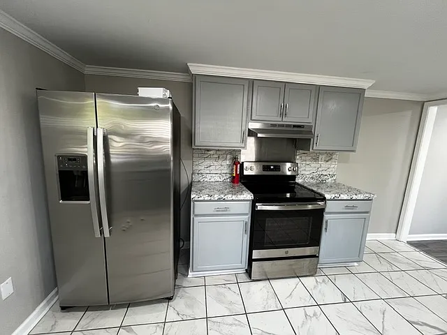 1001 Southern Ave — Photo 10
