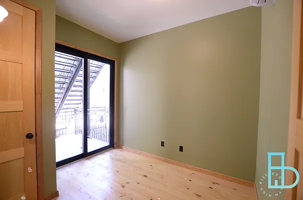 Rented by Miron Realty Group | media 88