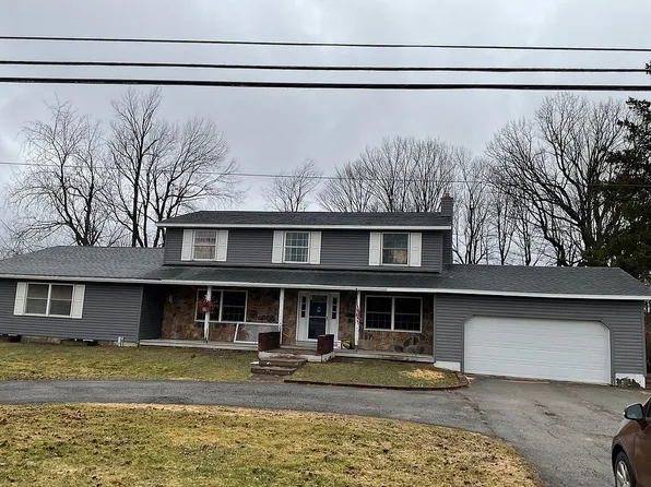 57 Gibbon St, De Kalb Junction, NY 13630