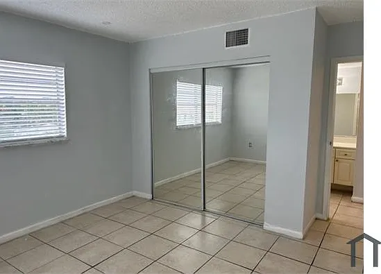 5100 SW 41st St #329 — Photo 4