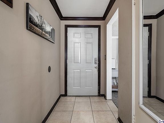 4th image of 9511 Hayvenhurst Ave