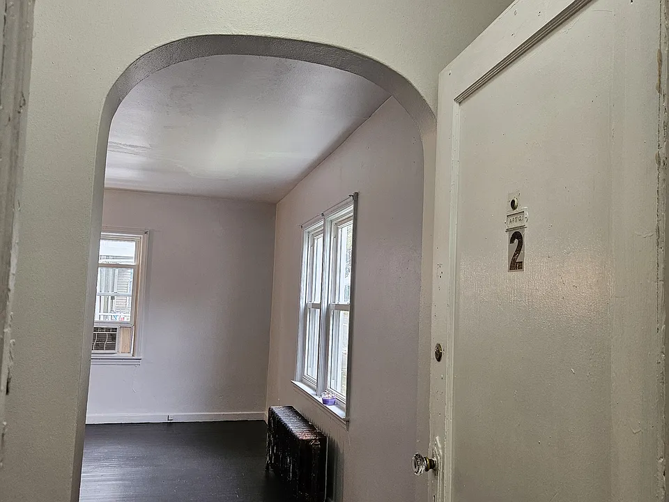 105 Pennsylvania Ave #2R