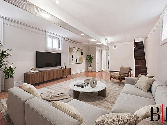 5th image of 1752 Coleman St #1
