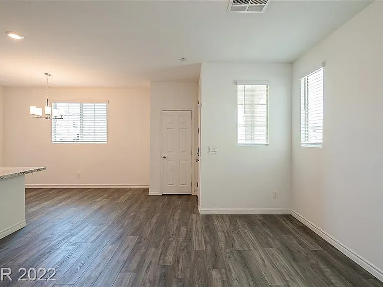 827 E Spring Estates Ave — Photo 20