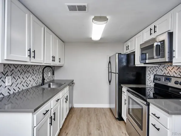 1960 S Xanadu Way APT 101, Aurora, CO 80014