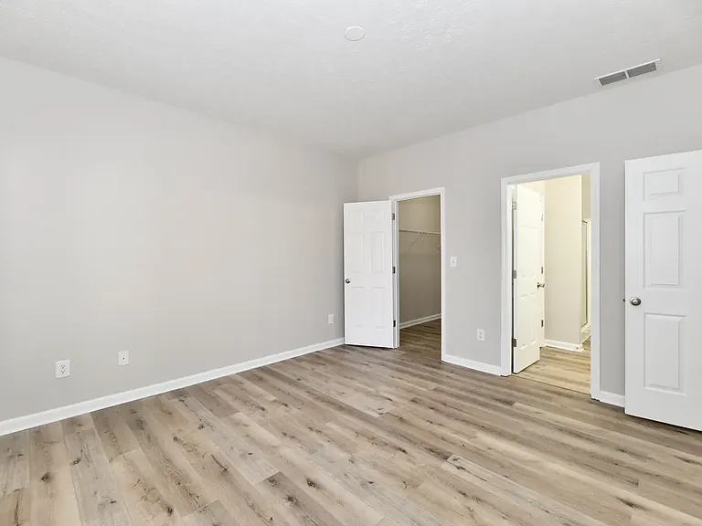 10454 Platinum Dr — Photo 25