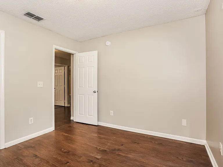 7810 Spring Branch Dr S — Photo 14