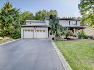 7 Warne Rd, Matawan, NJ 07747