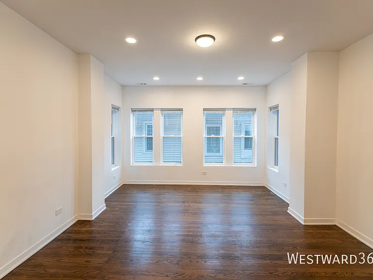 1339 W Early Ave #3R — Photo 2