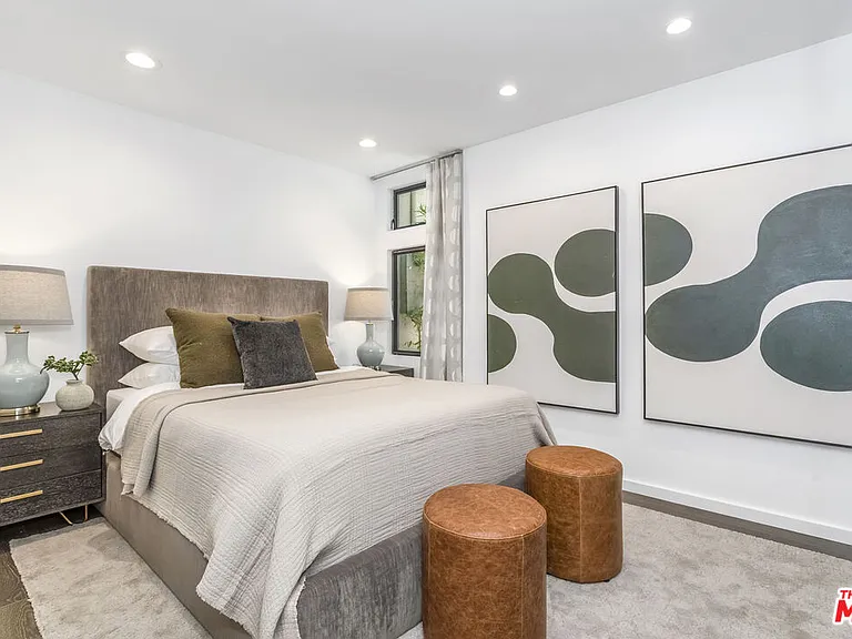 9834 Wanda Park Dr — Photo 31