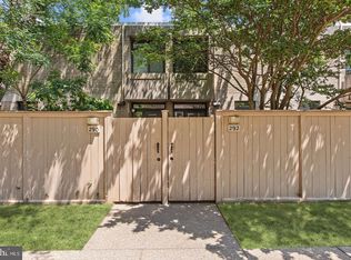 292 M St SW #292, Washington, DC 20024