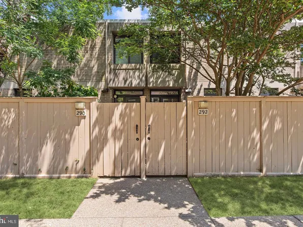 292 M St SW #292, Washington, DC 20024