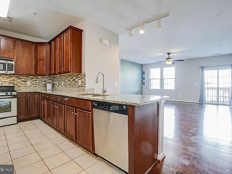 42235 San Juan Ter #300 — Photo 18