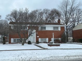 26137 Wagner Ave, Warren, MI 48089