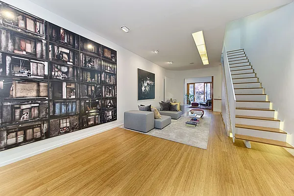 Rented by Isen & Company : Real Estate Advisors | media 1