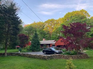 100 Winthrop Rd, Guilford, CT 06437