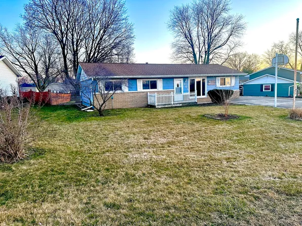 361 Woodlyn Dr, Aurora, IL 60505