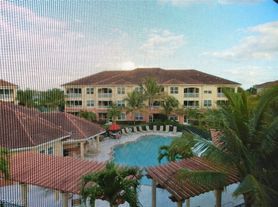 1113 Van Loon Commons Cir, Cape Coral, FL