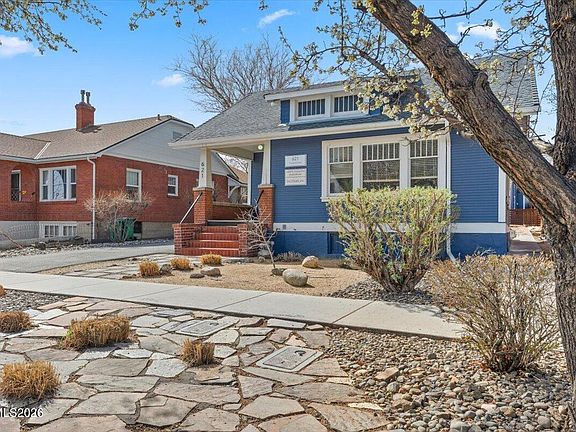 3rd image of 621 Forest St