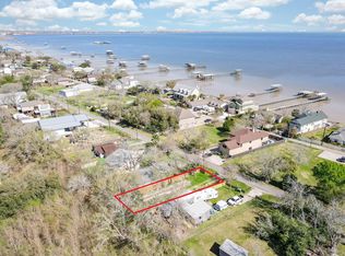 3034 Calhoun St, Bacliff, TX 77518