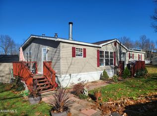 135 Winston Dr, Altoona, PA